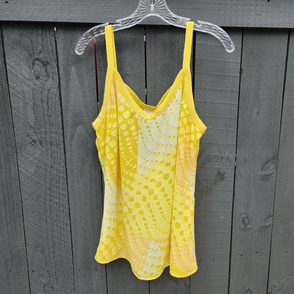 NWT $84 CAbi #6312 Women's Yellow V-Neckline Sunbeam Cami Tank Top Size Medium